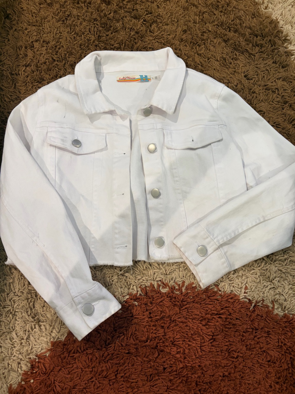 Vintage Havana White Button-Front Shirt with Color-Strip Label
